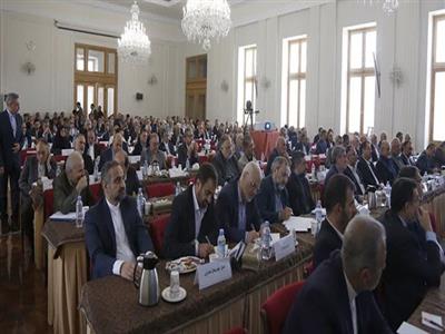 ديدار استاندار چهارمحال و بختياري با ۱۵ سفير ايران در کشورهاي خارجي